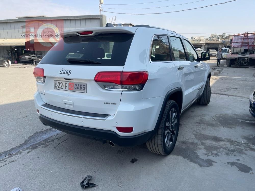 جيب جراند شيروكي